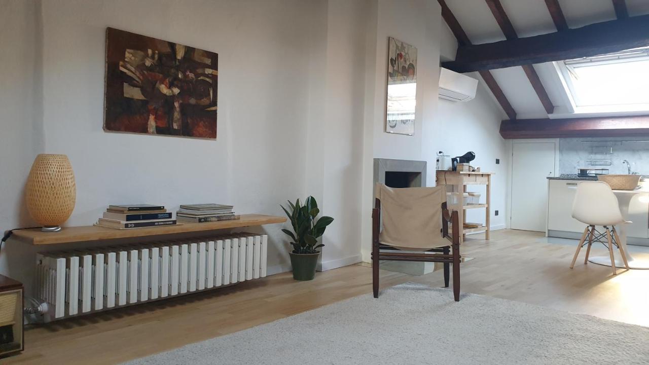 Mansarda Laurent Parma Luaran gambar