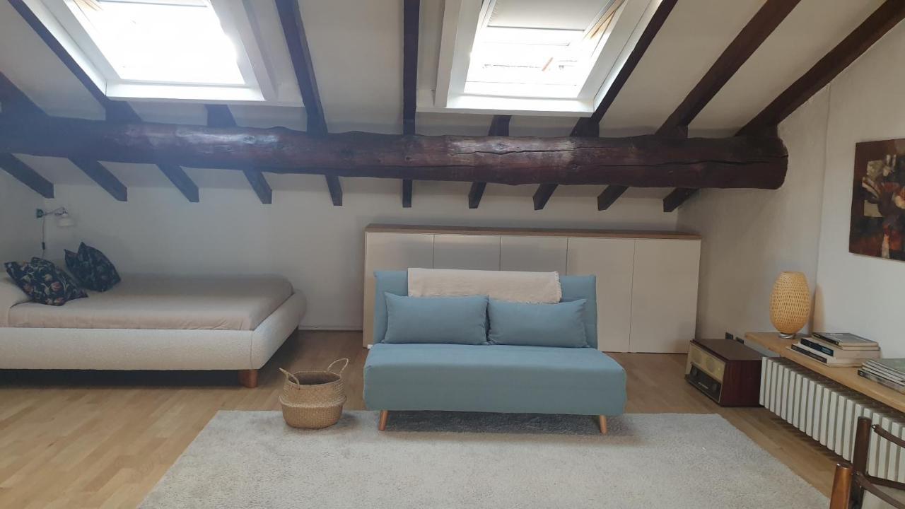 Mansarda Laurent Parma Luaran gambar