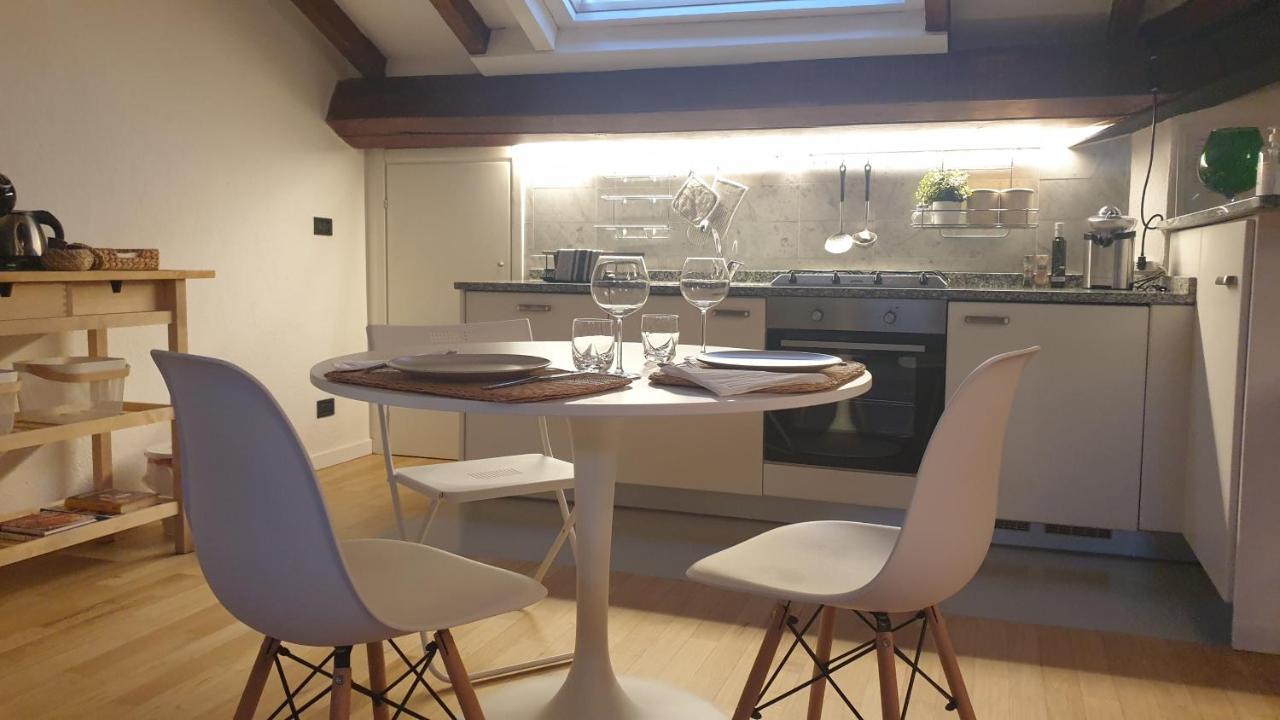 Mansarda Laurent Parma Luaran gambar