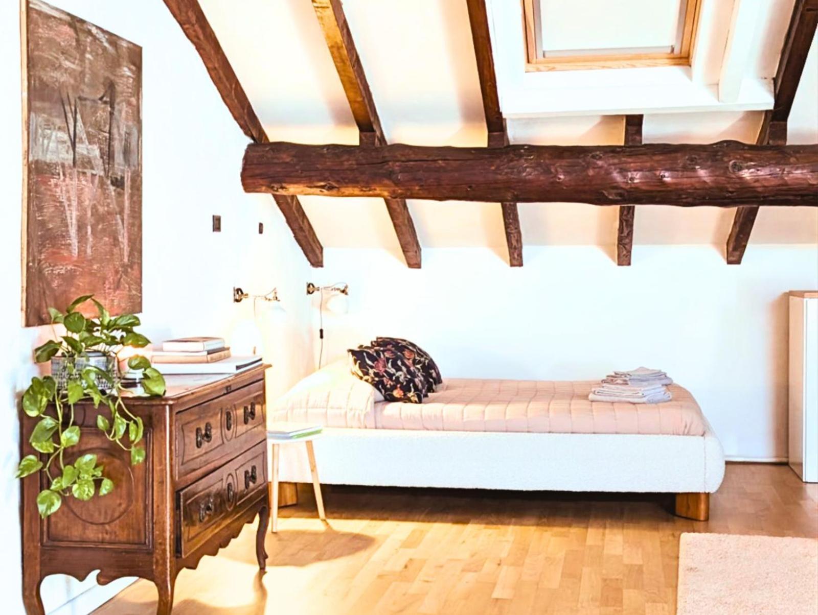 Mansarda Laurent Parma Luaran gambar