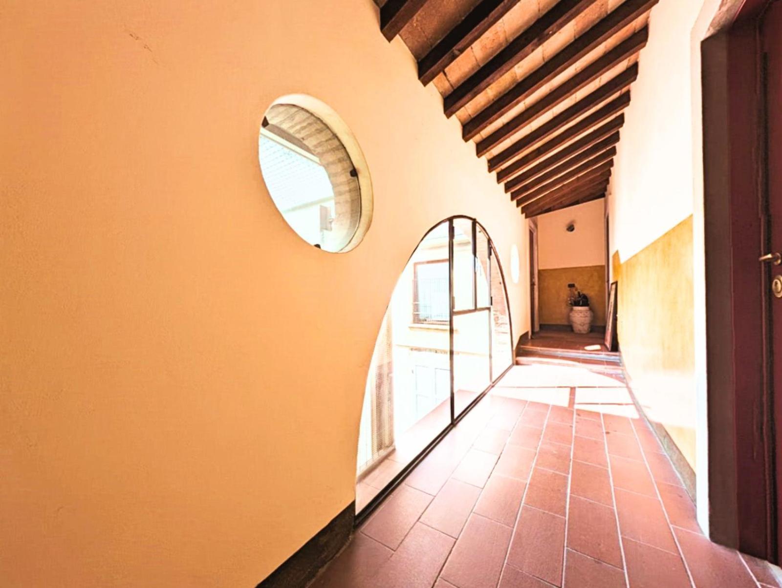 Mansarda Laurent Parma Luaran gambar